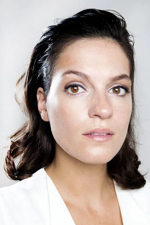 Stephanie Louwrier profile