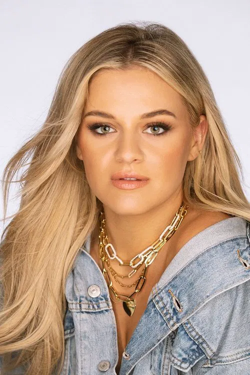 Kelsea Ballerini profile
