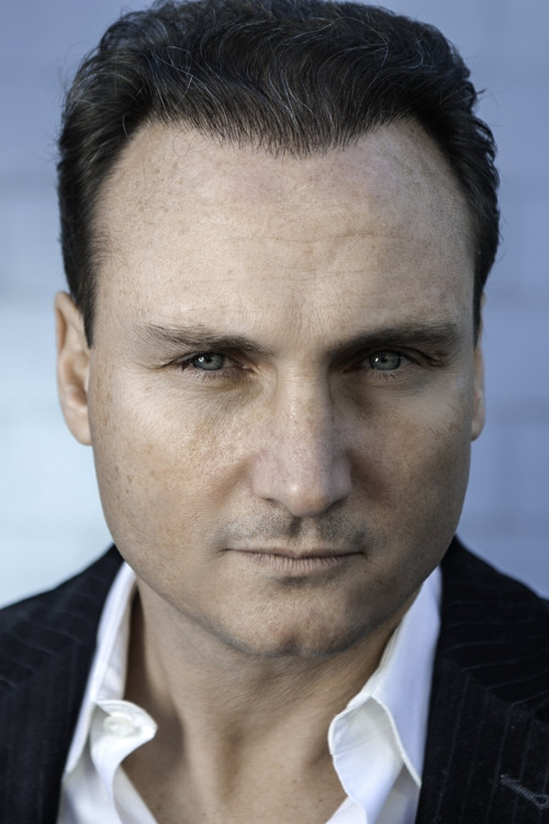 Charlie Sara profile