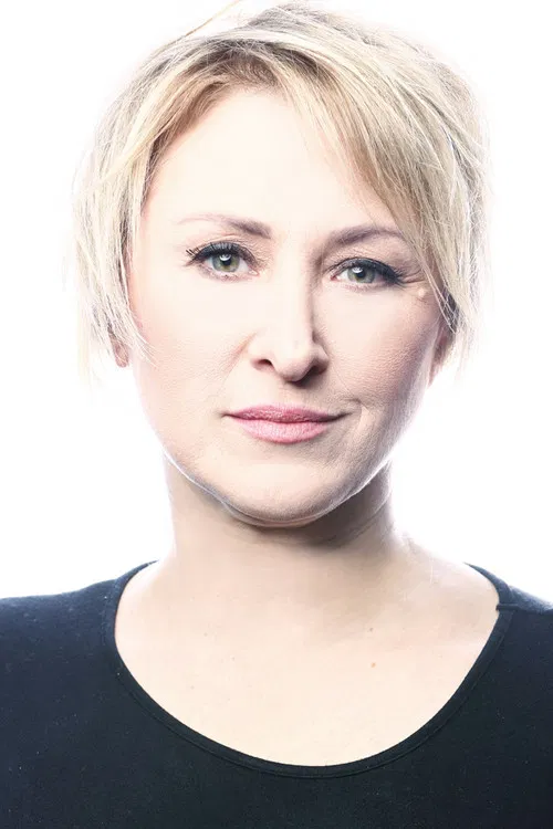 Romina Özipekçi profile