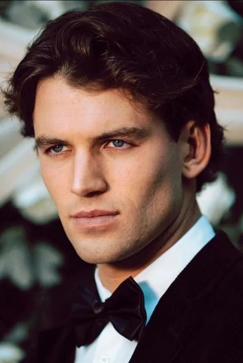 Noah Fearnley profile