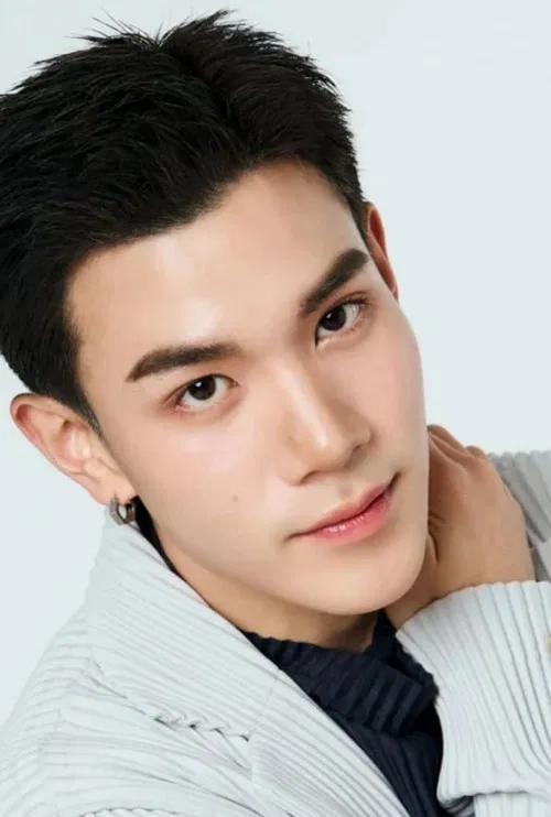 Nattawat Jirochtikul profile