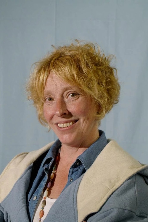 Gwenno Hodgkins profile