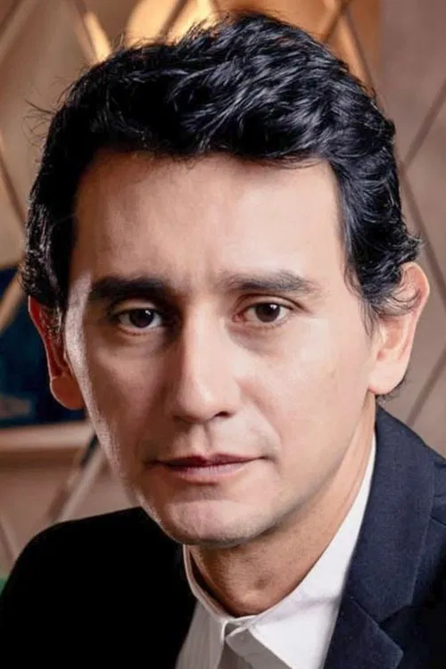 Carlos-Manuel Vesga profile