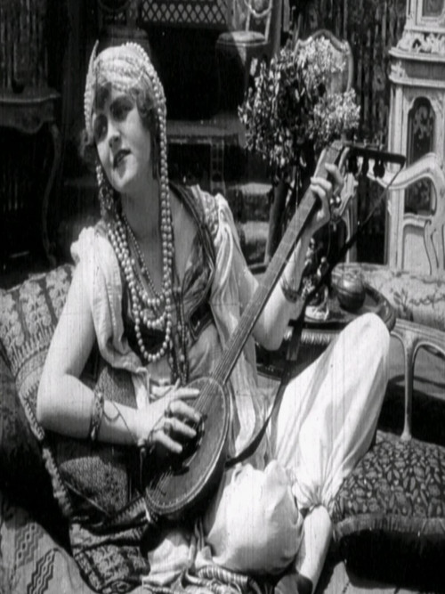 Enis Aldjelis, die Blume des Ostens poster