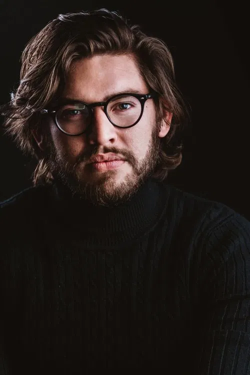 Matthew Thompson profile