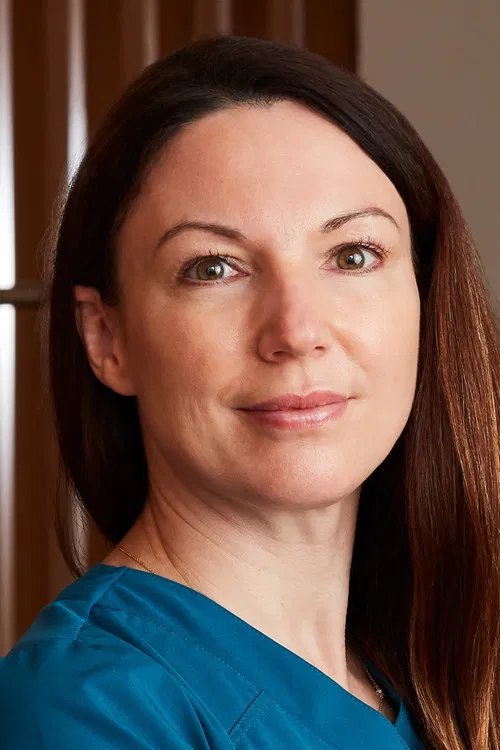 Emma Craythorne profile