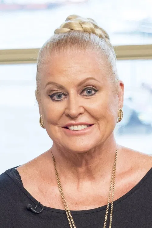 Kim Woodburn profile