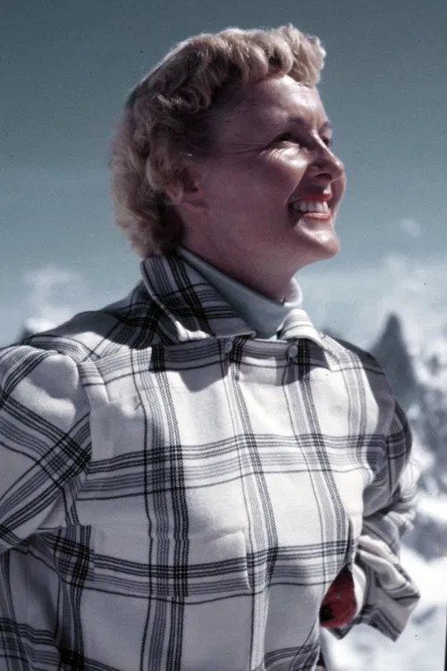 Suzanne Thiollière profile