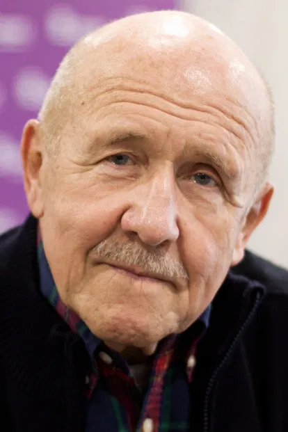 Petr Nárožný profile