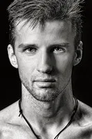 Simon Dexter profile