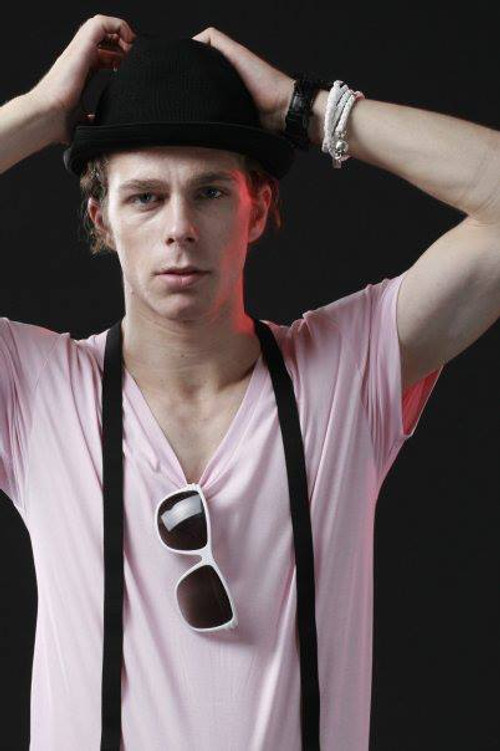 Lari Giorgescu profile