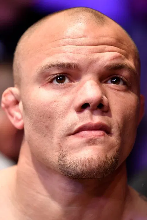 Anthony Smith profile