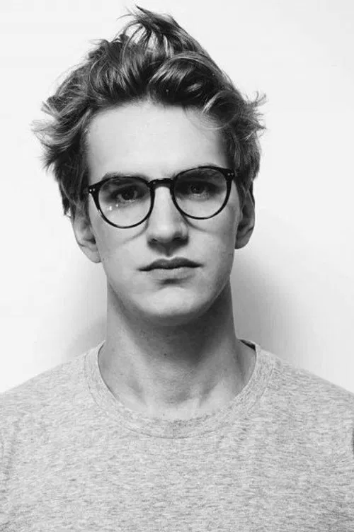 Léopold Lemarchand profile