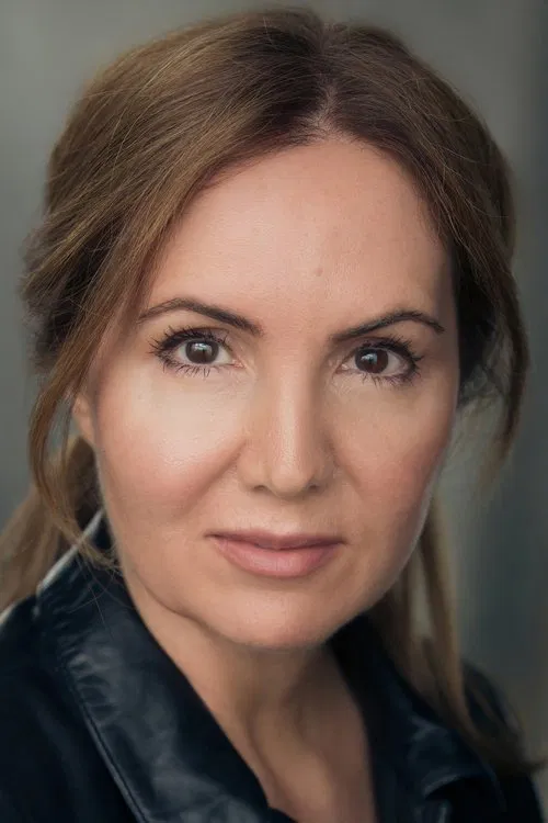 Amanda-Jade Tyler profile