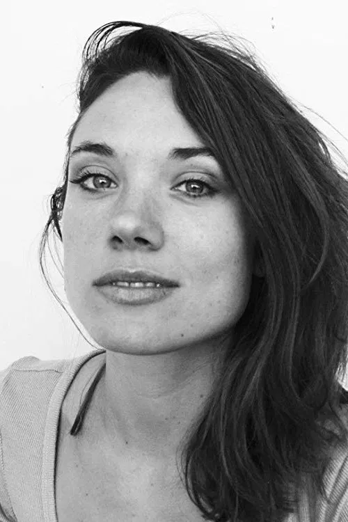 Hailey Henry profile