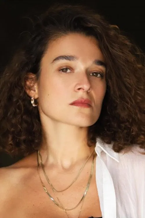 Öykü Çakar profile