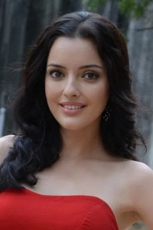 Kristina Akheeva profile