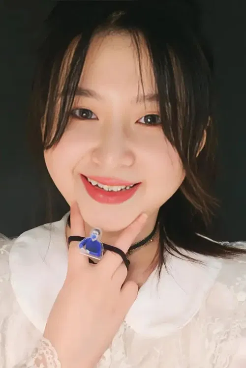 Zhu Rongrong profile