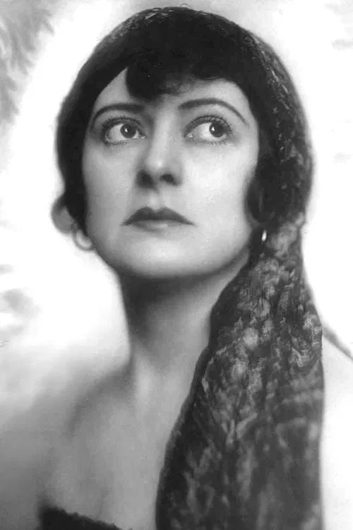 Madlaine Traverse profile