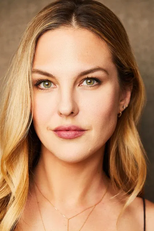 Chloe Brooks profile