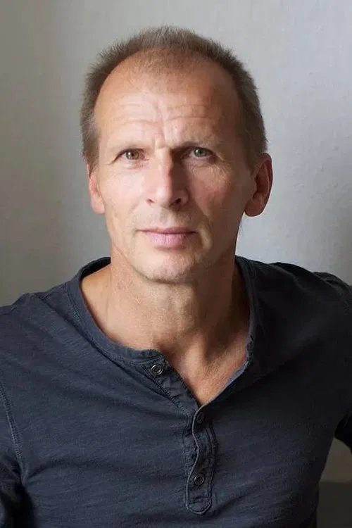 Jens-Uwe Bogadtke profile