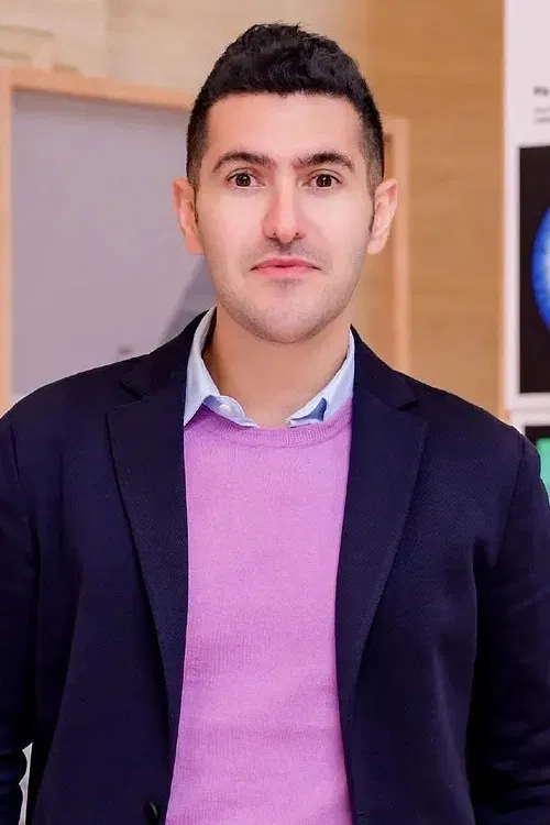 Arash Estilaf profile