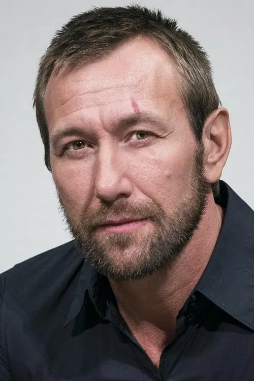 Robert Follin profile