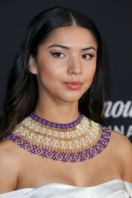 Leenah Robinson profile