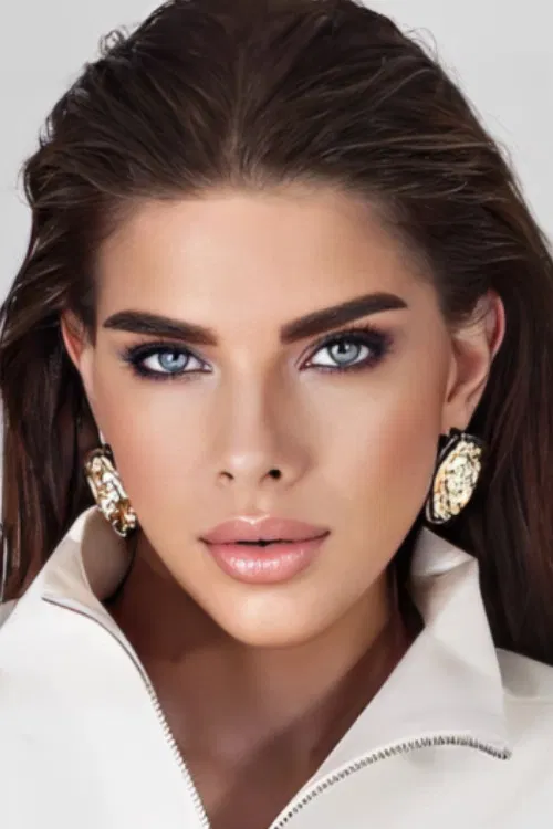 Damla Ersubaşı profile