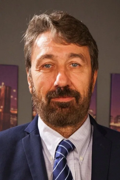 Steve Holmes profile