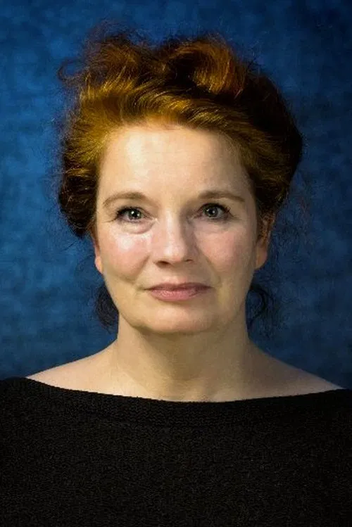 Emma Spurgin Hussey profile