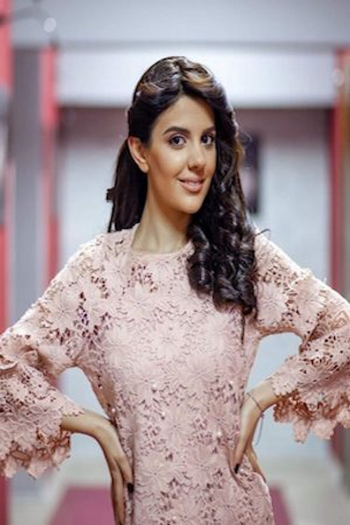 Mane Mkhoyan profile