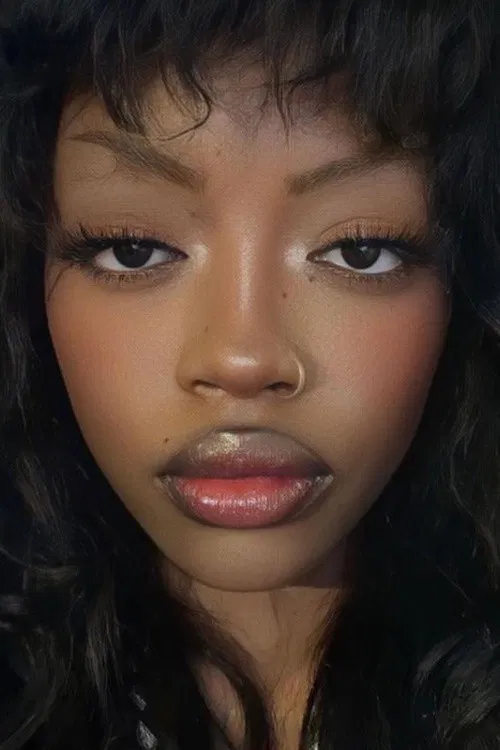 Yasmine Neya profile