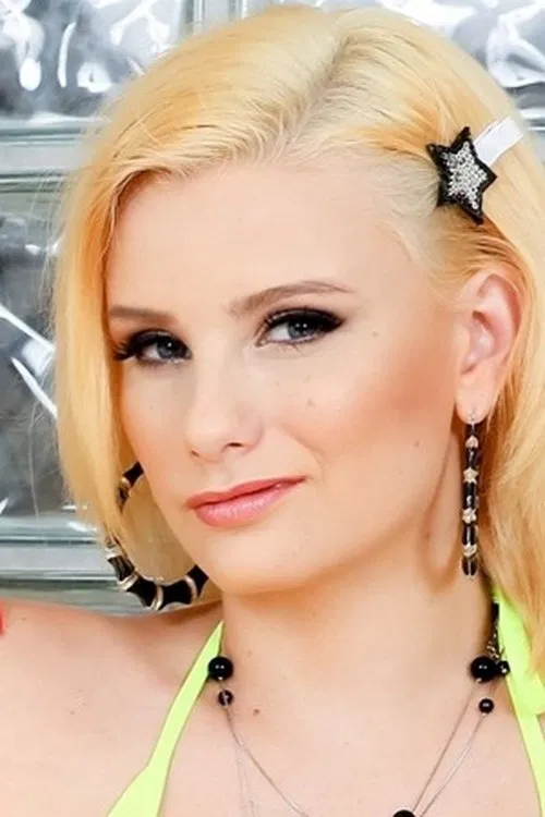 Rain Summers profile