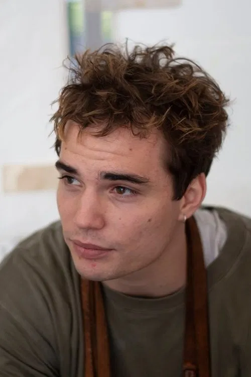 Benett Vilmányi profile