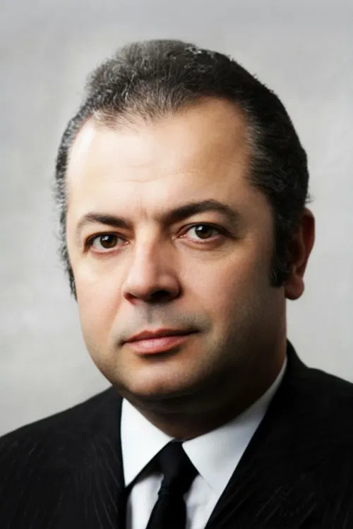 Metin Bükey profile