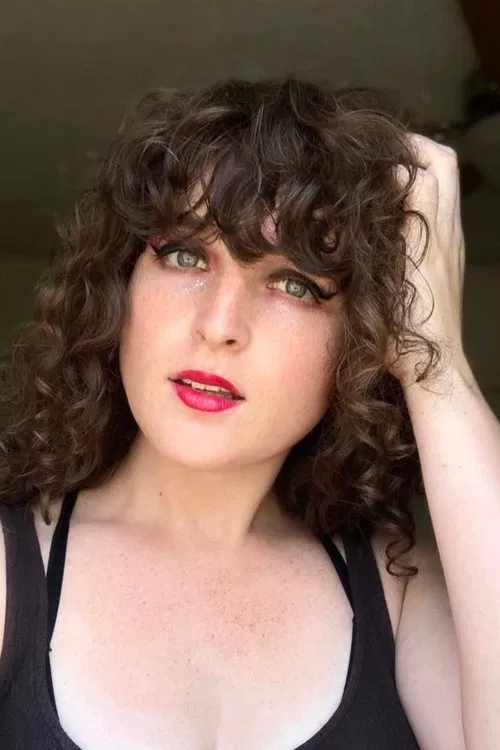 Mia Moore Marchant profile