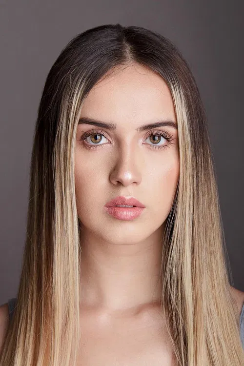 Renata Laveaga profile