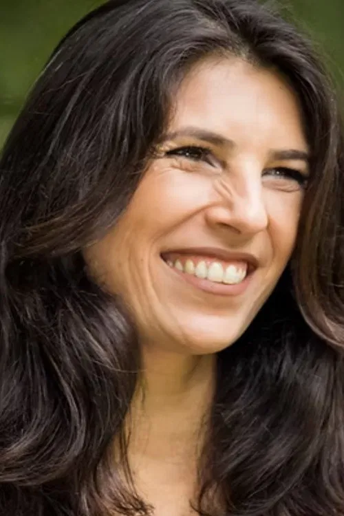 Suzana Muniz profile