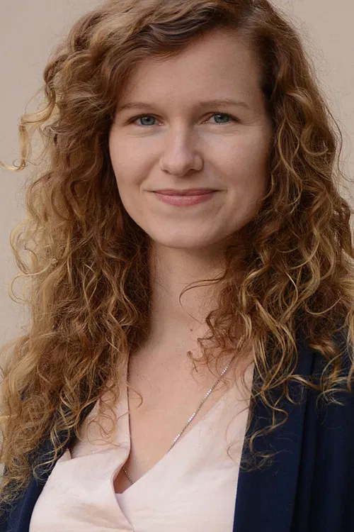 Carmen Belaschk profile