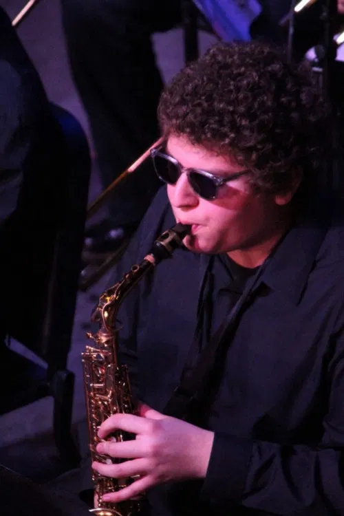 Yaakov Mijares profile