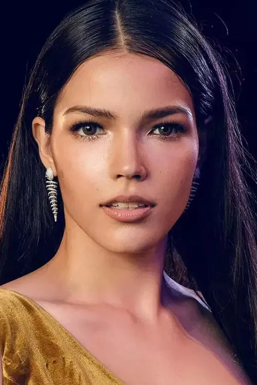 Fahsai Paweensuda Drouin profile