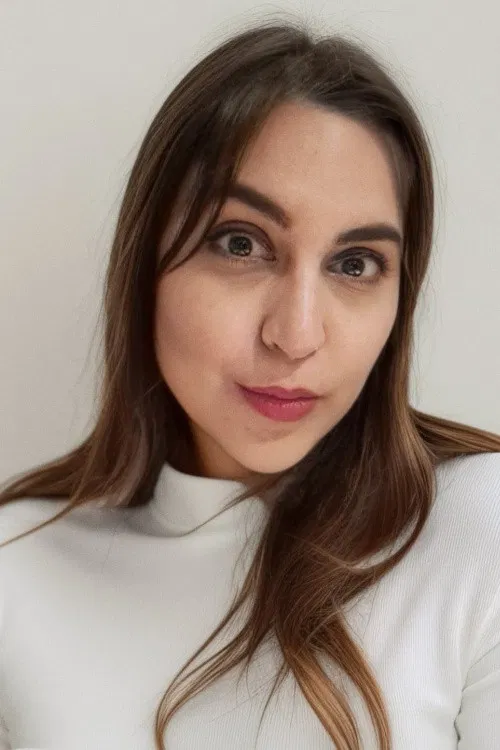 Sarah Tareen profile