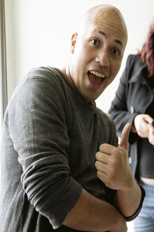 Gerardo Torres profile