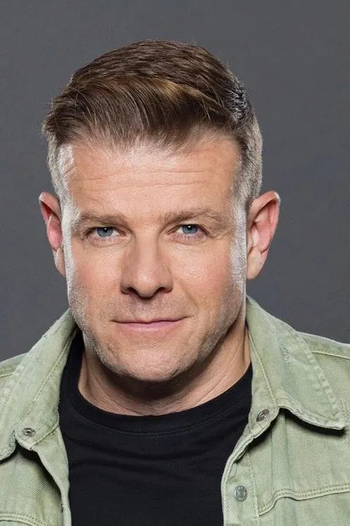 Iván Kamarás profile