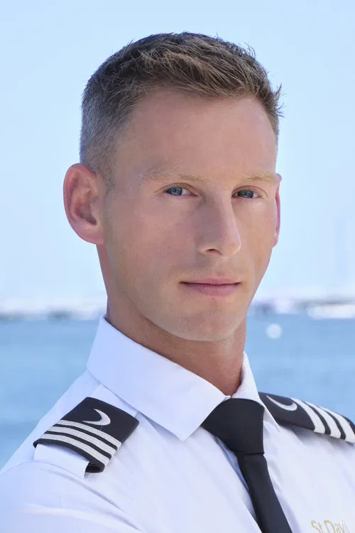 Fraser Olender profile