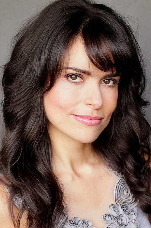 Adriana Fricke profile