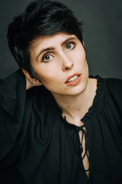 Ariel Hansen profile