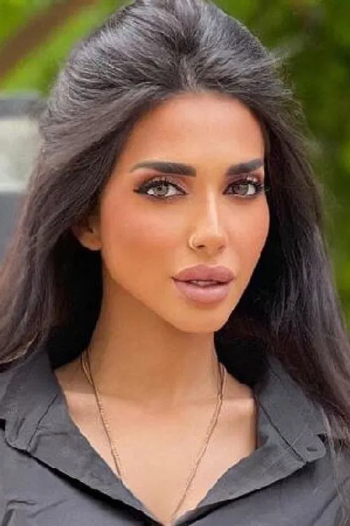 Sara Al Madani profile
